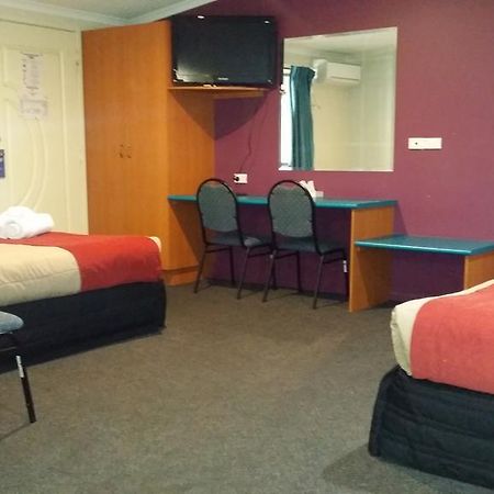 Harbour City Motel Гладстон Экстерьер фото