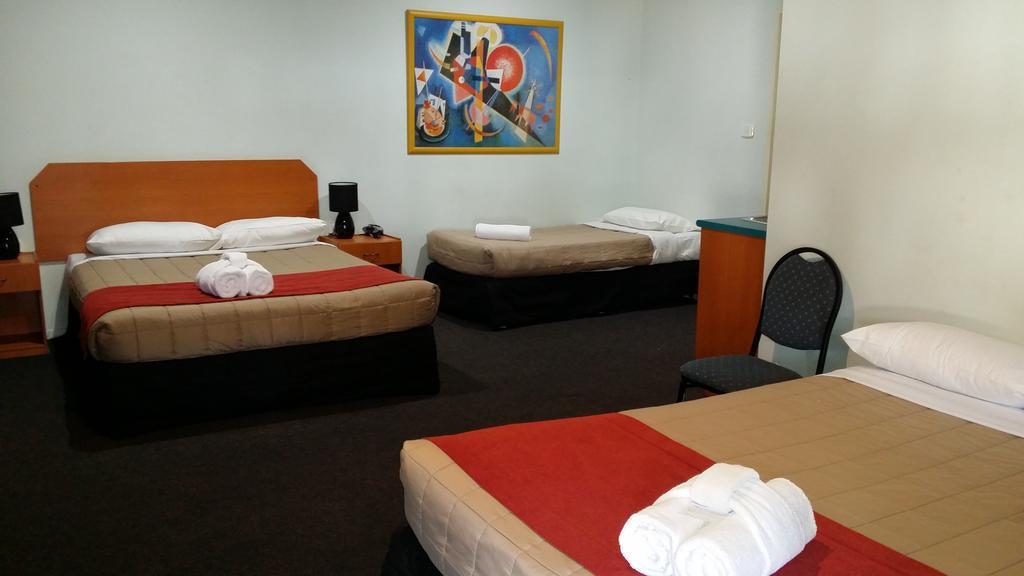 Harbour City Motel Гладстон Экстерьер фото